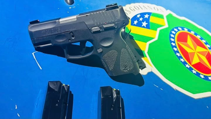 Cobrança de dívida em açougue na Região Leste de Trindade (GO) termina com apreensão de pistola 9 mm e prisão