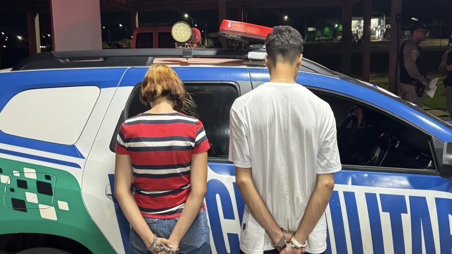 Casal é preso após polícia encontrar drogas em residência no Jardim Salvador em Trindade (GO)