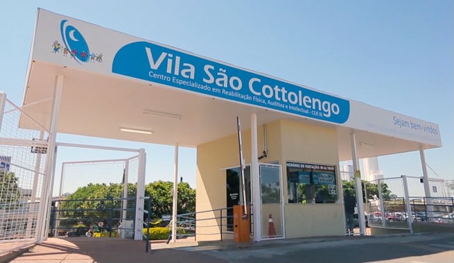 Pacientes da Vila São Cottolengo ganham tarde especial com gelatos em Trindade (GO)