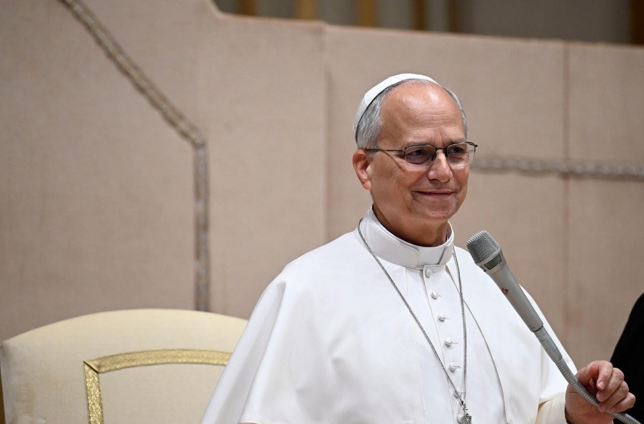Papa Leão XIV é diagnosticado com câncer de pulmão, informa Vaticano